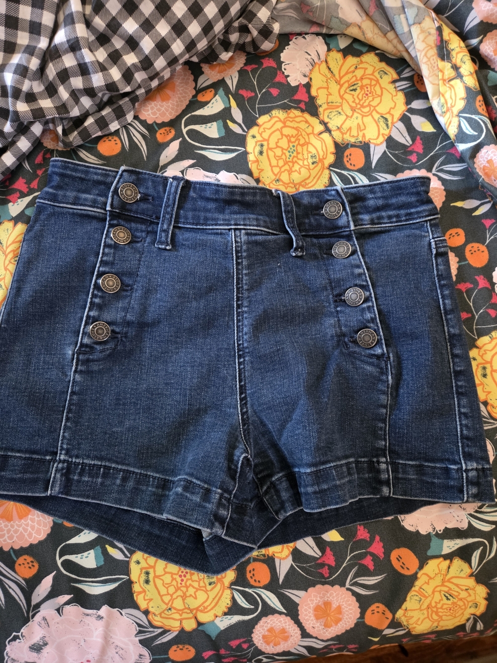 American Eagle High-Rise Dark Blue Denim Button-Front Women’s Shorts